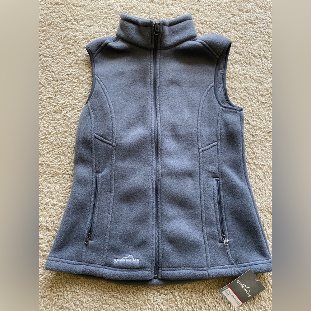 Women’s fleece vest
